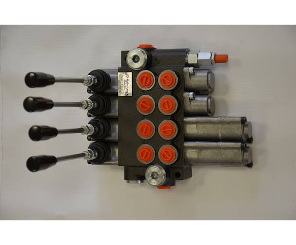 Obrázek k výrobku 32285 - Hydraulický rozvaděč čtyřpáčkový čtyřsekční se 2 plovoucími polohami