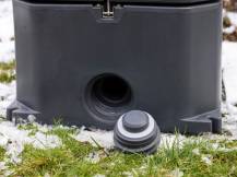 Obrázek k výrobku 125585 - Napáječka míčová nezámrzná pro skot a koně KERBL 223610 UNO, 40l, jednomístná