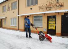 Sněhové řetězy zajišťují lepší adhezy stroje při odlízení sněhu